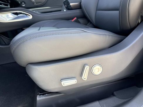 New 2026 Lincoln Nautilus Premier w/ Equipment Group 102A image 20