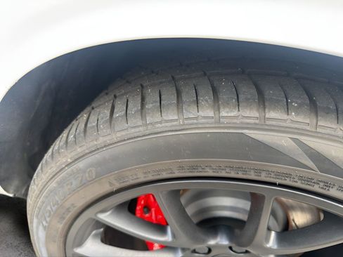 Used 2016 Dodge Challenger SRT Hellcat RWD image 10