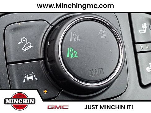 Certified 2023 GMC Terrain SLE w/ Driver Convenience Package AWD/4WD image 23