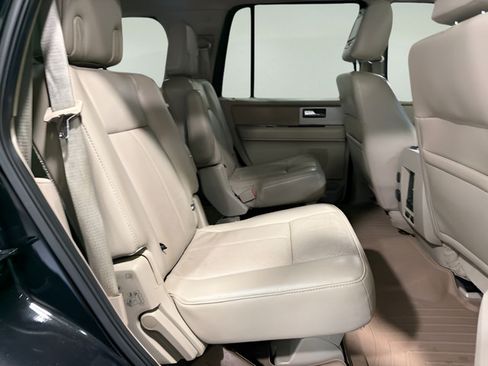 Used 2012 Ford Expedition Limited RWD image 32