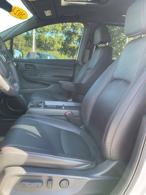 Used 2024 Honda Odyssey Sport image 21