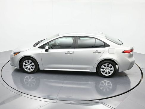 Used 2023 Toyota Corolla LE image 36