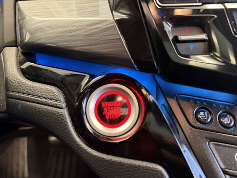 Used 2022 Honda Odyssey Elite image 14