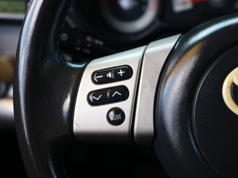 Used 2010 Toyota FJ Cruiser 4WD image 31