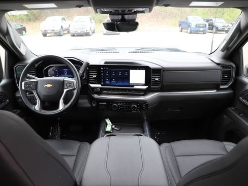 Used 2024 Chevrolet Silverado 3500 LTZ w/ LTZ Premium Package AWD/4WD image 13