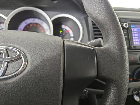 Used 2014 Toyota Tacoma 4x4 Regular Cab image 15