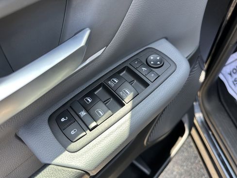 Used 2022 RAM 1500 Big Horn image 14