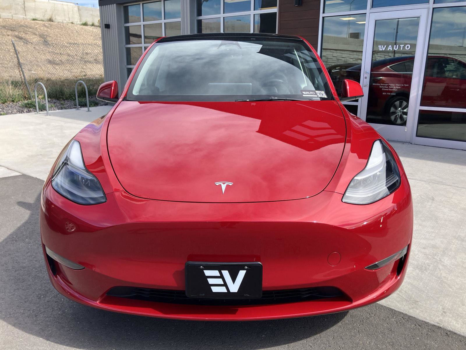 Used 2023 Tesla Model Y Long Range AWD/4WD image 3