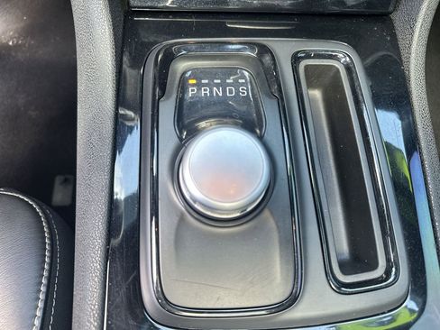 Used 2022 Chrysler 300 S RWD image 29