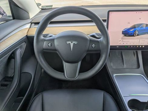 Used 2022 Tesla Model 3 Long Range AWD/4WD image 30