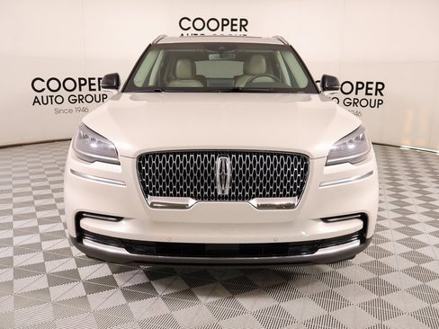 Certified 2024 Lincoln Aviator Reserve w/ Equipment Group 201A image 9