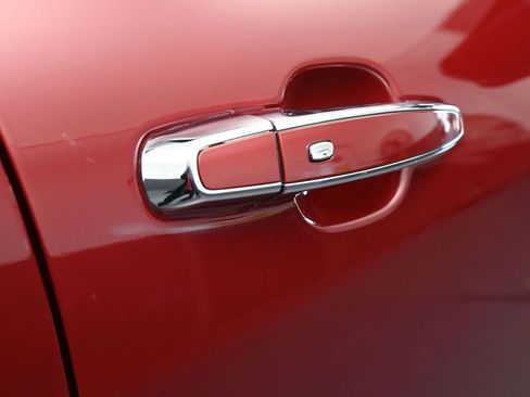 Used 2020 Chevrolet Equinox Premier image 41