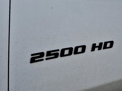 Used 2025 Chevrolet Silverado 2500 LT w/ Trail Boss Package AWD/4WD image 4