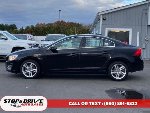 Used 2014 Volvo S60 T5 image 2