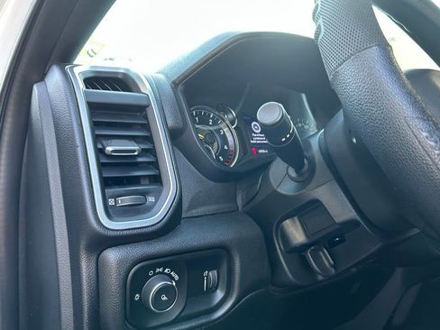 Used 2021 RAM 2500 Big Horn image 17