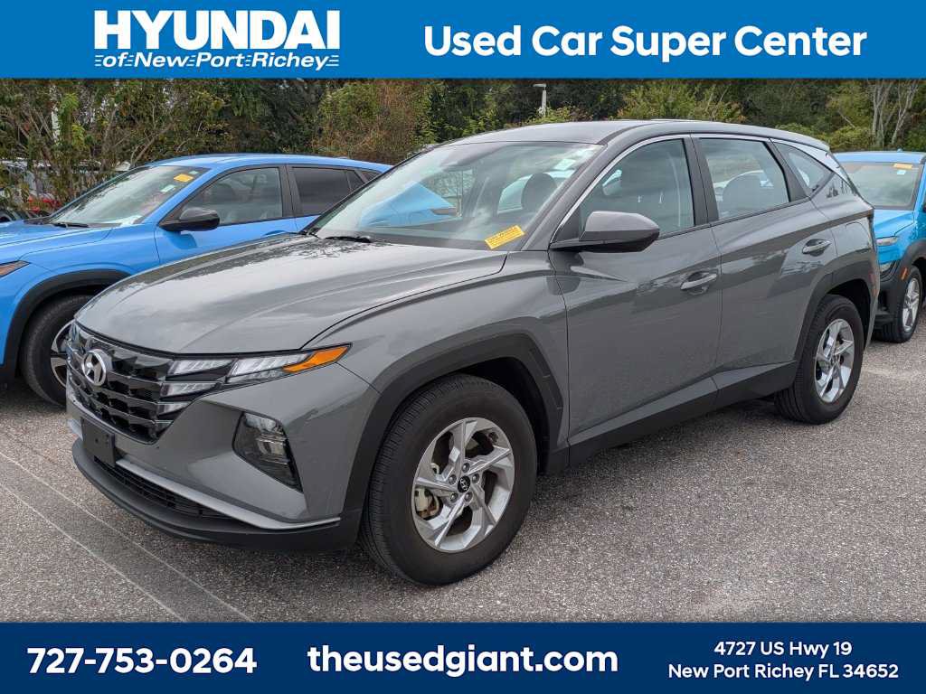 Certified 2024 Hyundai Tucson SE FWD image 1