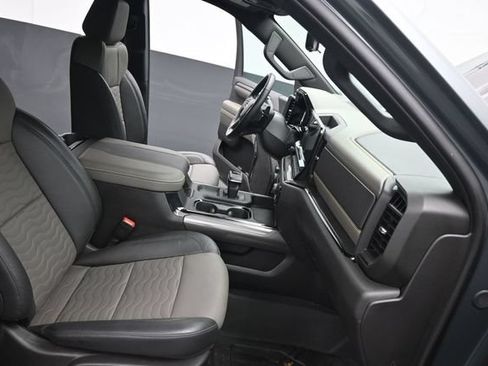 Used 2025 Chevrolet Silverado 1500 ZR2 w/ Technology Package AWD/4WD image 50