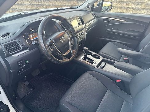 Used 2019 Honda Ridgeline Sport image 10