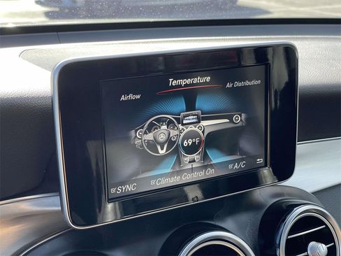 Used 2019 Mercedes-Benz GLC 300 4MATIC Coupe image 16