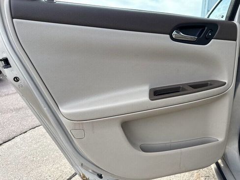 Used 2008 Chevrolet Impala LTZ image 17