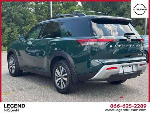 Certified 2024 Nissan Pathfinder SL AWD/4WD image 6