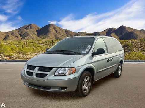 Used 2003 Dodge Grand Caravan SE image 2