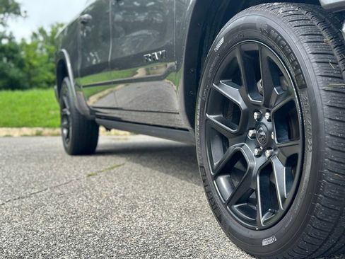 Used 2021 RAM 1500 Laramie AWD/4WD image 7