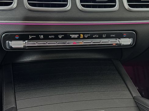 Certified 2025 Mercedes-Benz GLE 350 4MATIC image 16