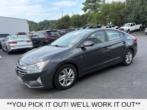 Used 2020 Hyundai Elantra SEL FWD image 3