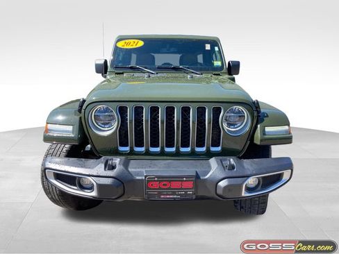 Used 2021 Jeep Wrangler Unlimited Sahara w/ Dual Top Group AWD/4WD image 2
