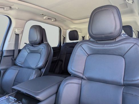 New 2025 Lincoln Aviator Reserve w/ Equipment Group 201A image 10