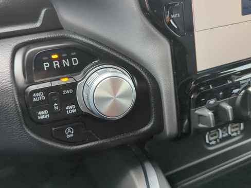 Used 2024 RAM 1500 Laramie image 26