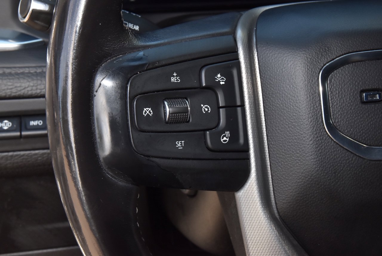 Used 2022 GMC Yukon Denali RWD image 25