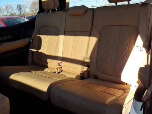 Used 2023 Jeep Grand Wagoneer Series III image 13