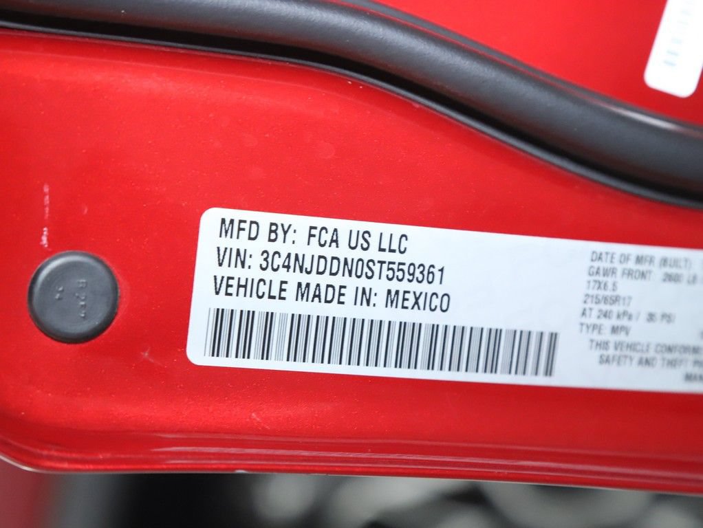 Used 2025 Jeep Compass Trailhawk AWD/4WD image 22