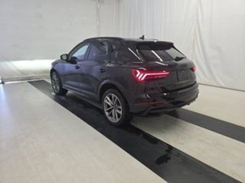 Used 2023 Audi Q3 2.0T Premium image 11