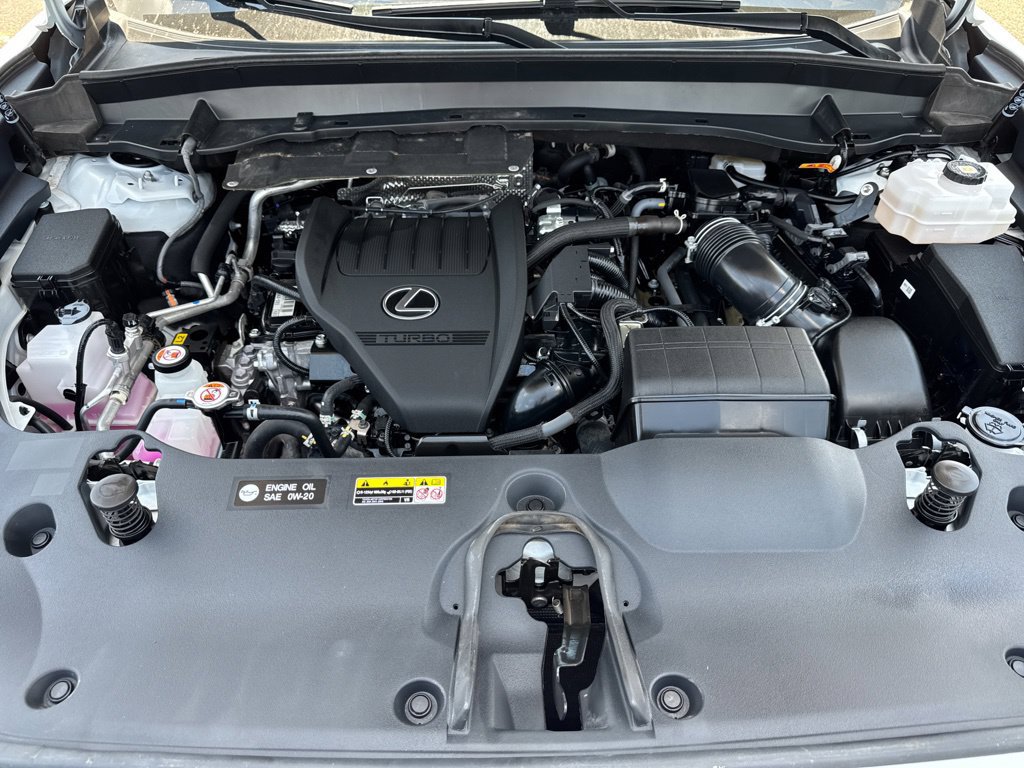 Used 2025 Lexus TX 500h AWD w/ Technology Package image 52