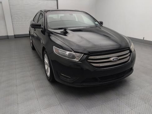 Used 2014 Ford Taurus SEL FWD image 14