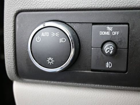 Used 2008 Chevrolet Suburban LTZ w/ LTZ Preferred Equipment Group AWD/4WD image 24