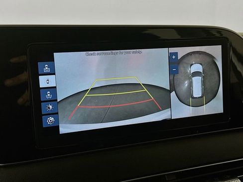 Used 2021 Hyundai Palisade Limited image 17