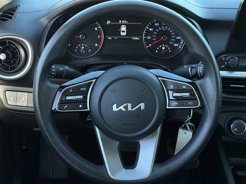 Used 2024 Kia Forte LXS w/ LXS Technology Package image 12