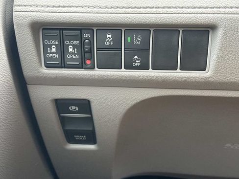 Used 2020 Honda Odyssey EX image 26