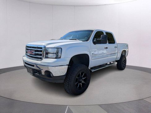 Used 2013 GMC Sierra 1500 SLE AWD/4WD image 1