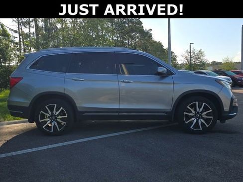 Used 2019 Honda Pilot Elite image 3