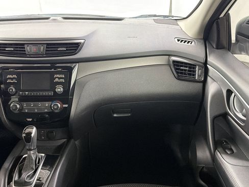 Used 2017 Nissan Rogue Sport S w/ S Appearance Package FWD image 27