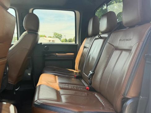 Used 2016 Ford F250 Platinum w/ FX4 Off-Road Package AWD/4WD image 21
