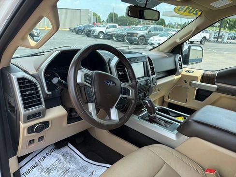 Used 2018 Ford F150 Lariat AWD/4WD image 10