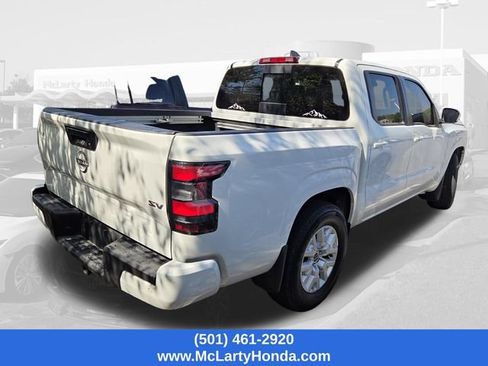 Used 2024 Nissan Frontier SV w/ SV Convenience Package RWD image 4