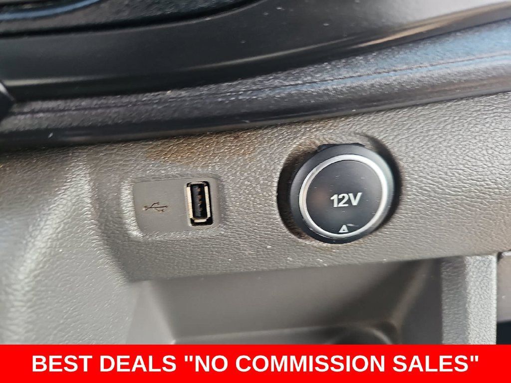Used 2022 Ford E-Transit Medium Roof RWD image 25