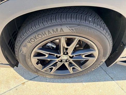 Used 2026 Toyota Grand Highlander AWD Hybrid image 13